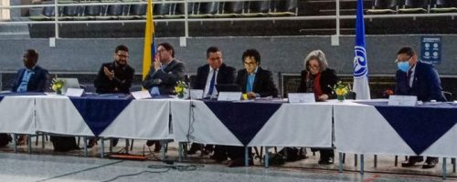 Imagen que muestra los diferentes rectores de universidades con el presidente Gustavo Petro