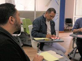Administrativos reunidos en la dorada