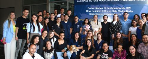 Jóvenes en la socialización de proyectos de investigación en el aula